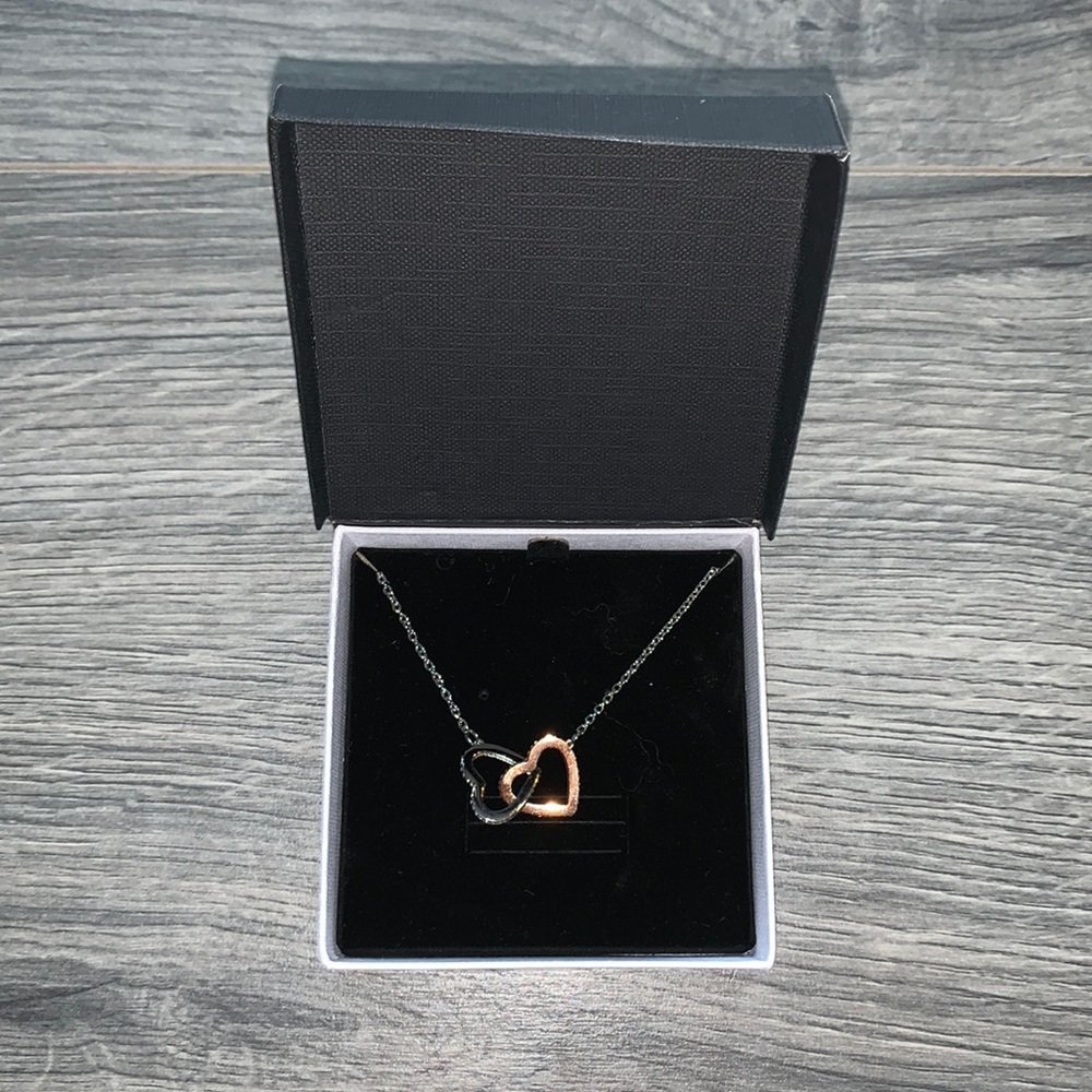 Mother daughter necklace